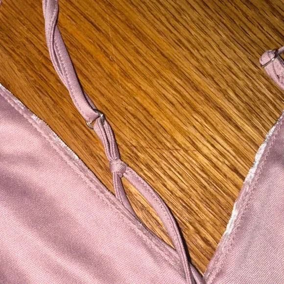 Forever21/  Elegant Pink Velvet Women's Romper - Picture 6 of 7